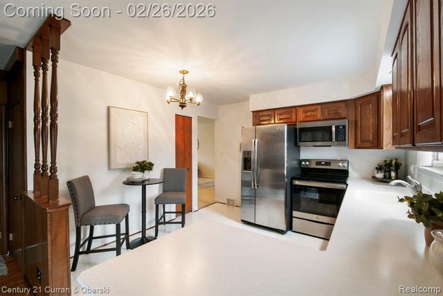 38630 Elsie Street, Livonia, MI 48154