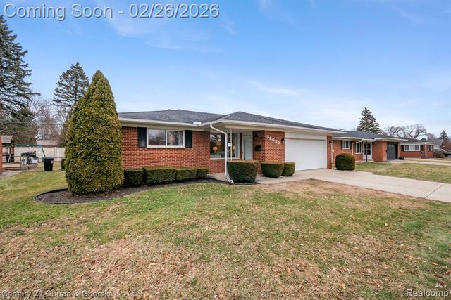 38630 Elsie Street, Livonia, MI 48154