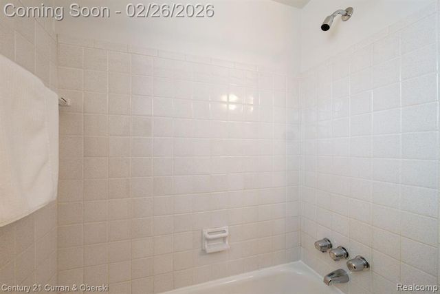 38630 Elsie Street, Livonia, MI 48154