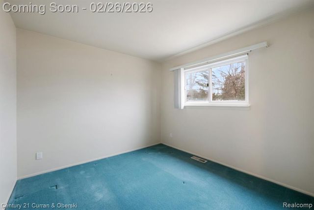 38630 Elsie Street, Livonia, MI 48154