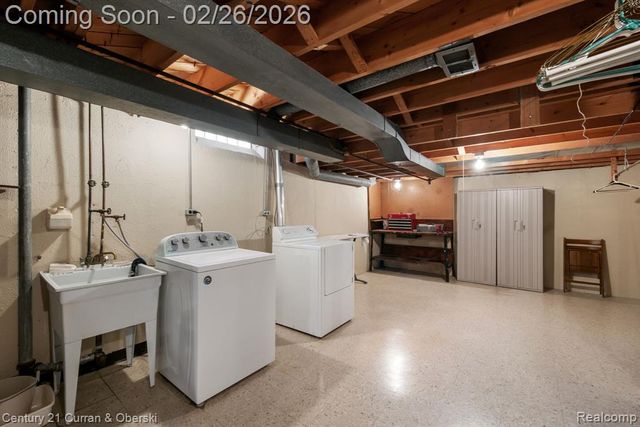 38630 Elsie Street, Livonia, MI 48154