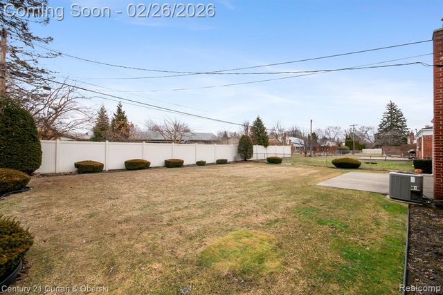 38630 Elsie Street, Livonia, MI 48154