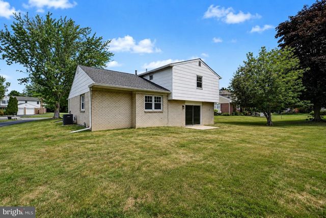 2910 HENLEY RD, Plymouth Meeting, PA 19462