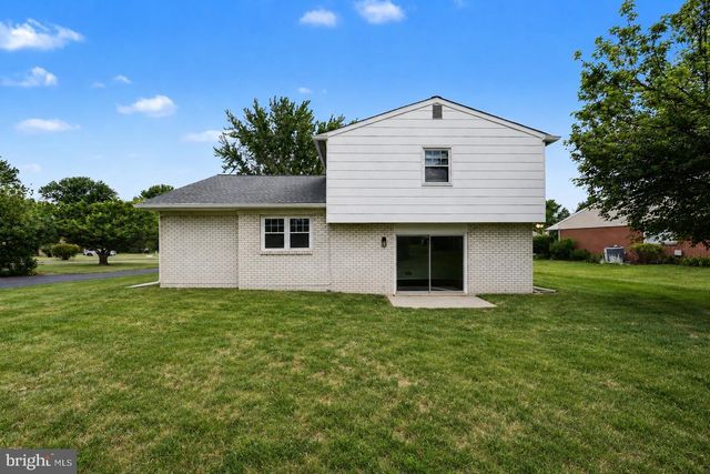 2910 HENLEY RD, Plymouth Meeting, PA 19462