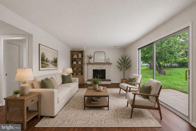 2910 HENLEY RD, Plymouth Meeting, PA 19462