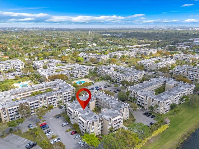 7840 Camino Real P-107, Miami, FL 33143