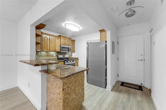 7840 Camino Real P-107, Miami, FL 33143