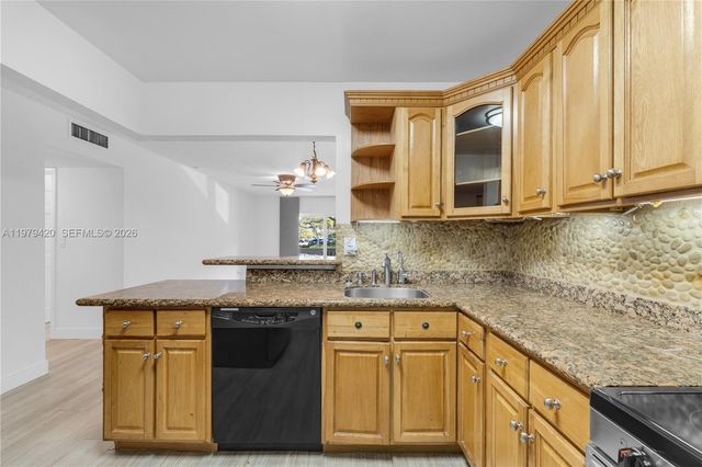 7840 Camino Real P-107, Miami, FL 33143