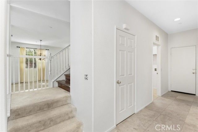 1084 Tangerine Dr., Redlands, CA 92374