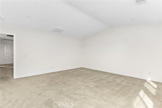 1084 Tangerine Dr., Redlands, CA 92374