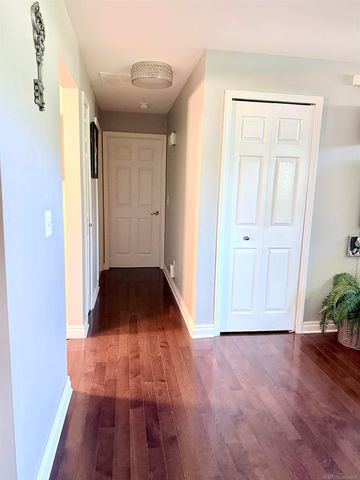 52163 Heatherstone Avenue, Macomb Twp, MI 48042