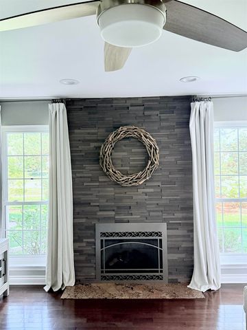 52163 Heatherstone Avenue, Macomb Twp, MI 48042