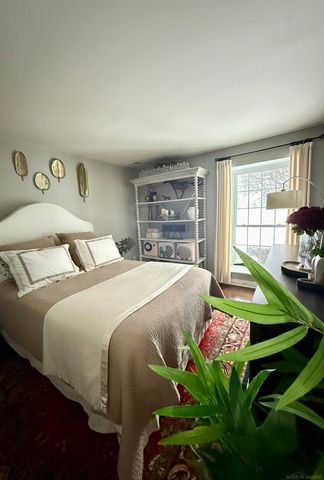 52163 Heatherstone Avenue, Macomb Twp, MI 48042