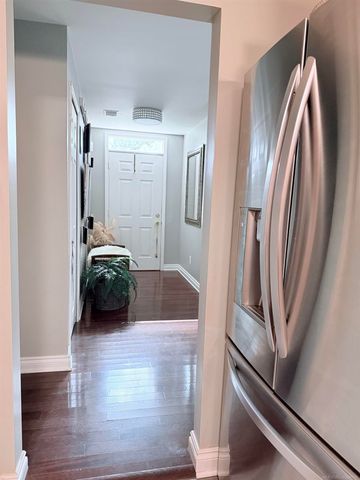 52163 Heatherstone Avenue, Macomb Twp, MI 48042