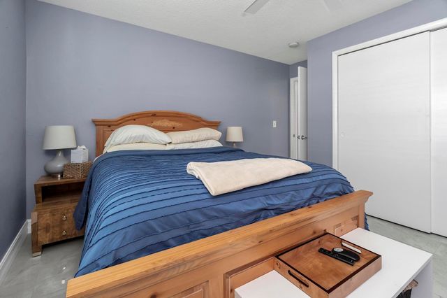 1013 SW 16th Street, Boynton Beach, FL 33426