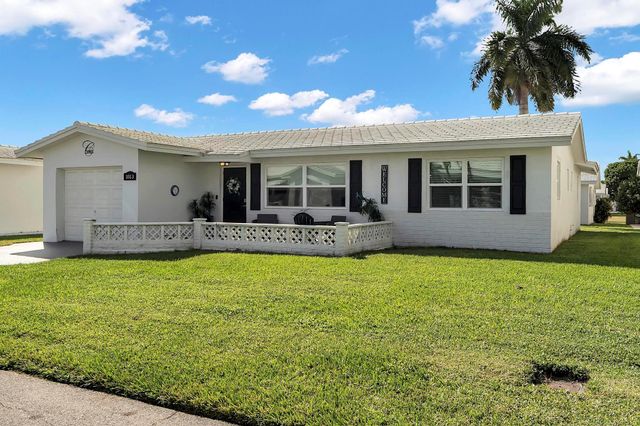 1013 SW 16th Street, Boynton Beach, FL 33426