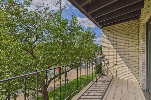 2809 E Minnehaha Parkway 205, Minneapolis, MN 55417
