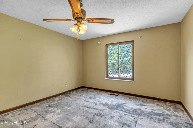 2137 Highview Drive, Morristown, TN 37813