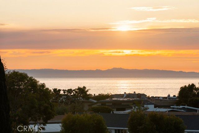 511 Seaward, Corona Del Mar (newport Beach), CA 92625