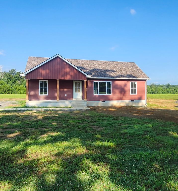 325 Oakmere Ln, Lafayette, TN 37083