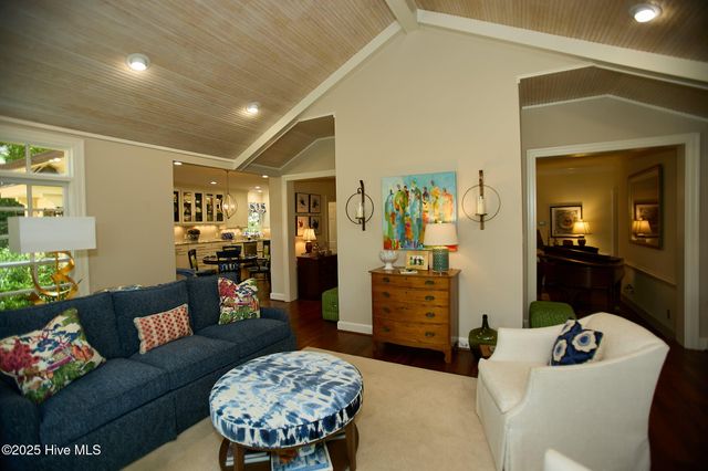 2302 Sulgrave Drive, Wilson, NC 27896