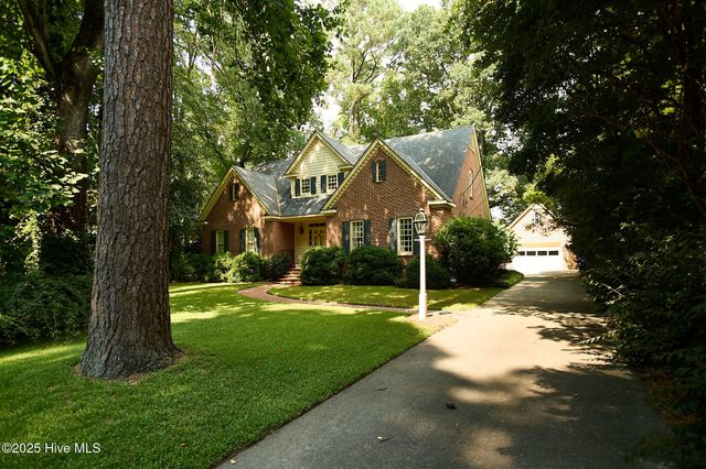 2302 Sulgrave Drive, Wilson, NC 27896