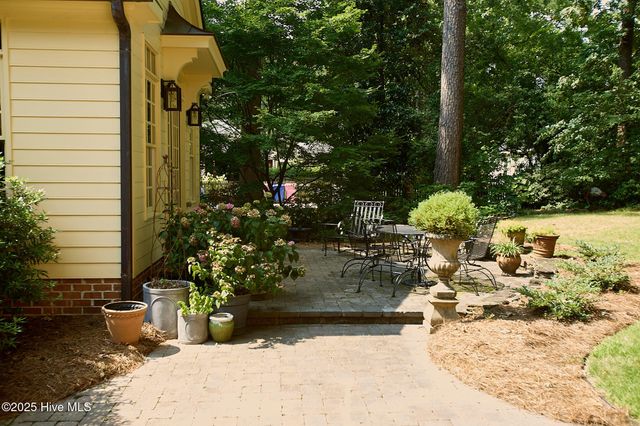 2302 Sulgrave Drive, Wilson, NC 27896
