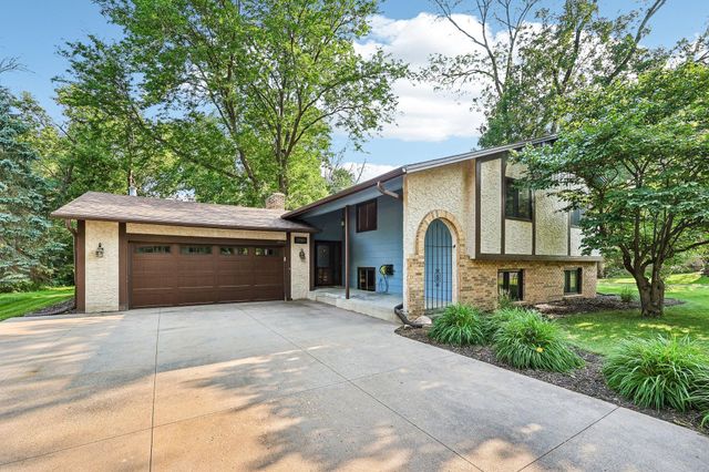 12501 63rd Avenue N, Maple Grove, MN 55369