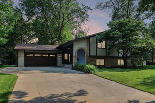 12501 63rd Avenue N, Maple Grove, MN 55369