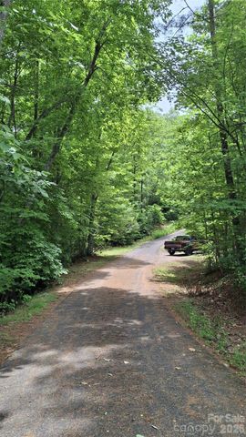 77 Kako Ridge 57, Sylva, NC 28779
