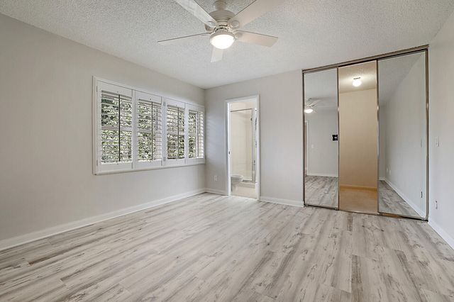 5002 Wheatley Court, Boynton Beach, FL 33436