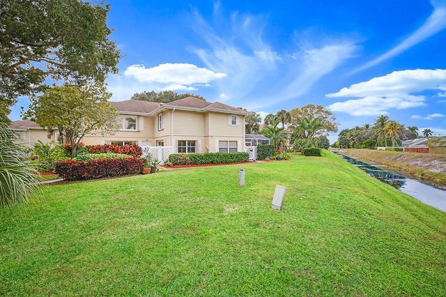 5002 Wheatley Court, Boynton Beach, FL 33436