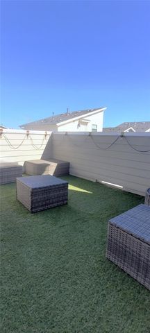 2716 Eado Edge Court, Houston, TX 77020