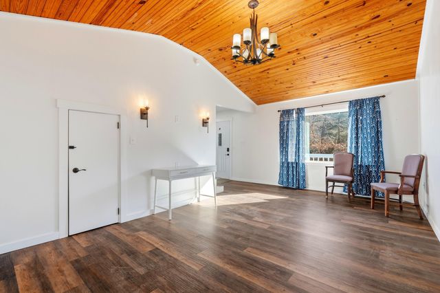 215 Kimberly Creek Road, Rockaway Beach, MO 65740