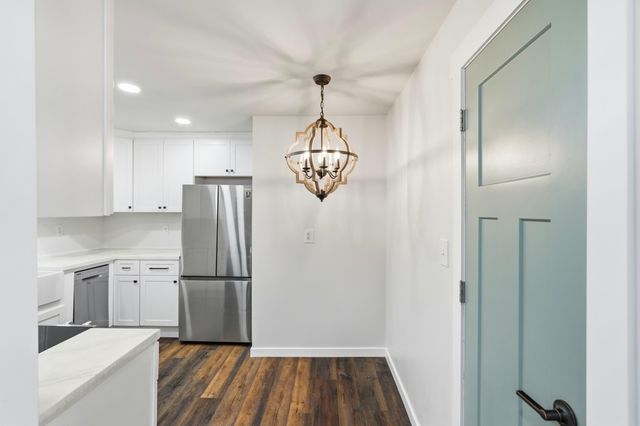 215 Kimberly Creek Road, Rockaway Beach, MO 65740