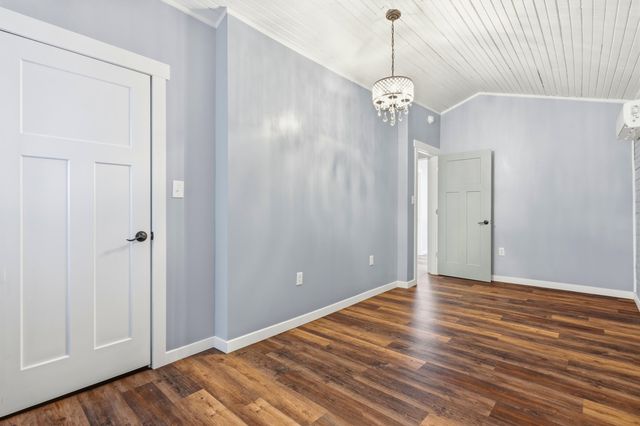 215 Kimberly Creek Road, Rockaway Beach, MO 65740