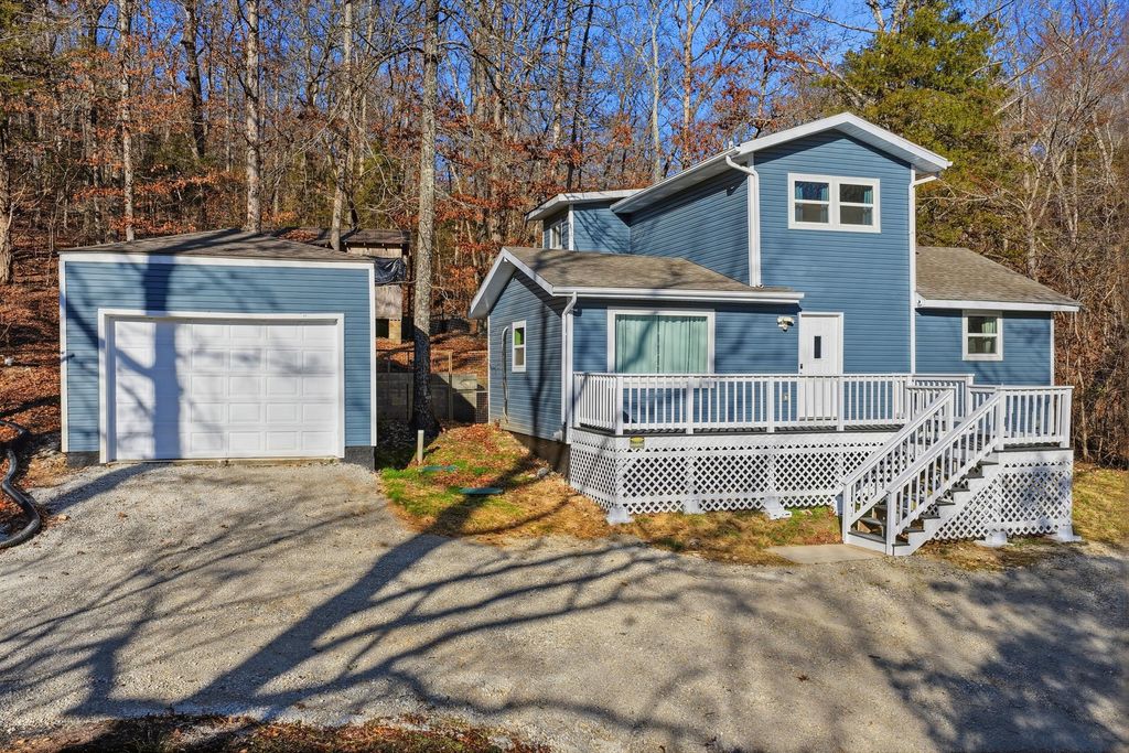 215 Kimberly Creek Road, Rockaway Beach, MO 65740