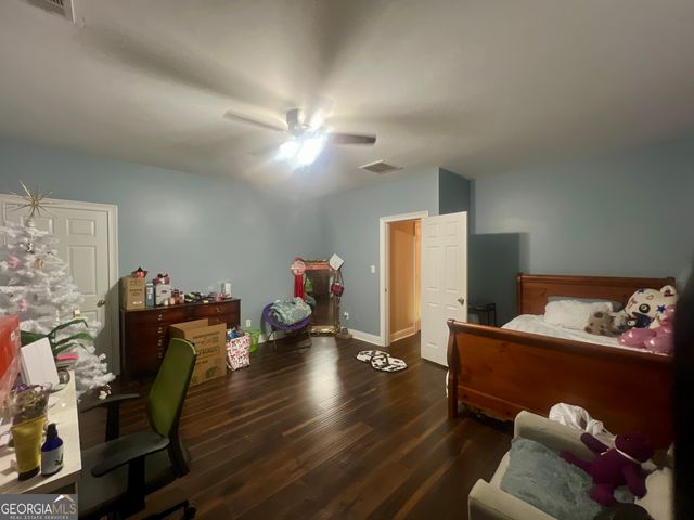140 Little Creek Drive, Sharpsburg, GA 30277
