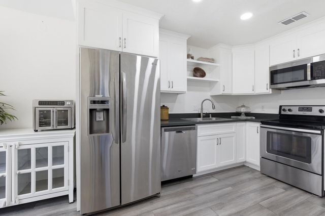 5148 Sorenson Way, Antelope, CA 95843