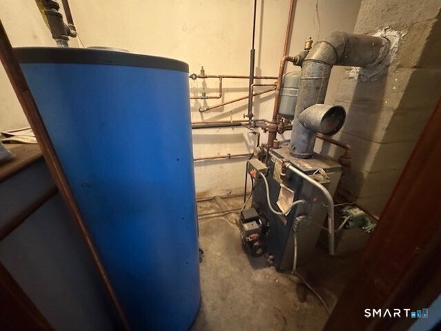 419 Colonel Ledyard Highway, Ledyard, CT 06339