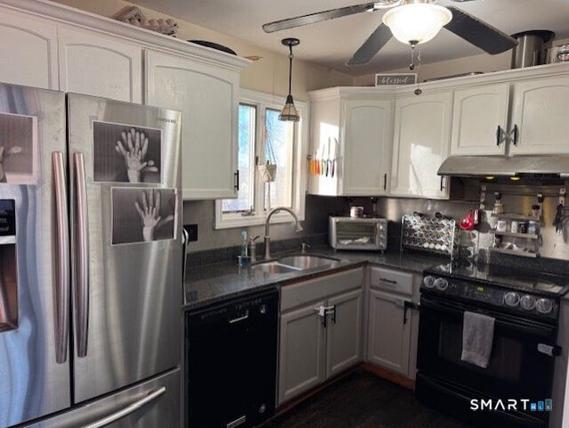 419 Colonel Ledyard Highway, Ledyard, CT 06339