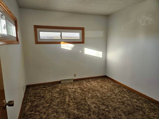 102 Chickasaw Street, Nashua, IA 50658