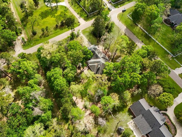 11995 White Oak Crossing, Conroe, TX 77385