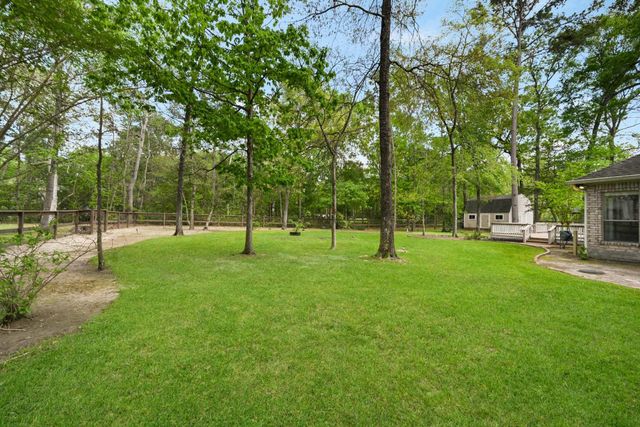 11995 White Oak Crossing, Conroe, TX 77385