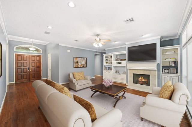 11995 White Oak Crossing, Conroe, TX 77385