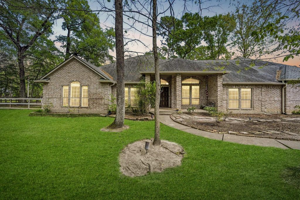 11995 White Oak Crossing, Conroe, TX 77385