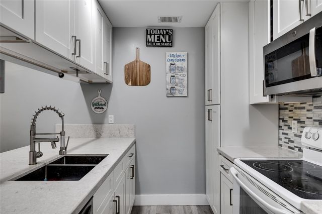 3183 Cocoplum Circle 3375, Coconut Creek, FL 33063