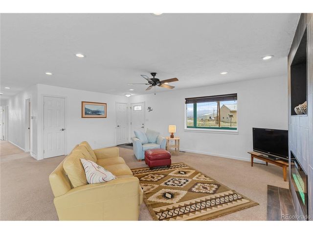 89 Midland Ave, Hartsel, CO 80449