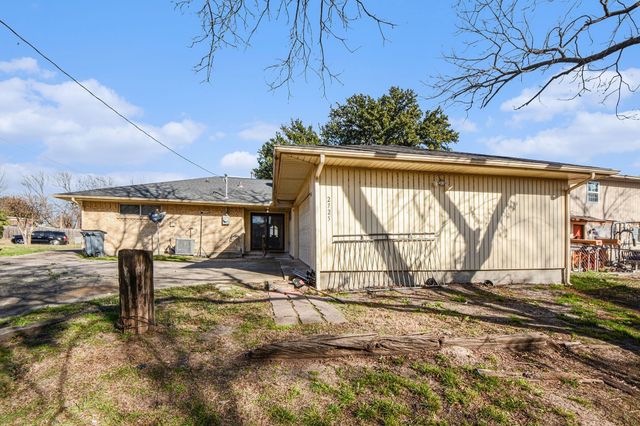 2725 Mark Drive, Mesquite, TX 75150