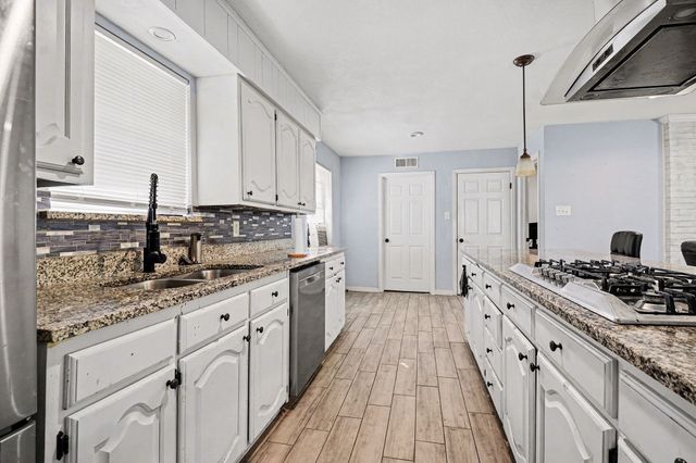 2725 Mark Drive, Mesquite, TX 75150